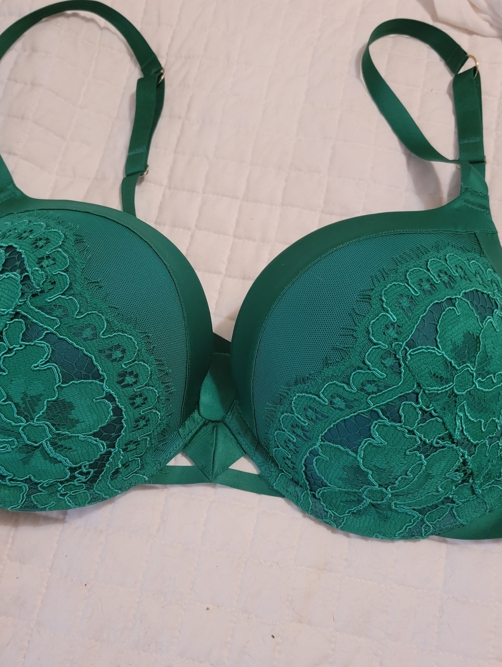 VS 36D Emerald Green Bra